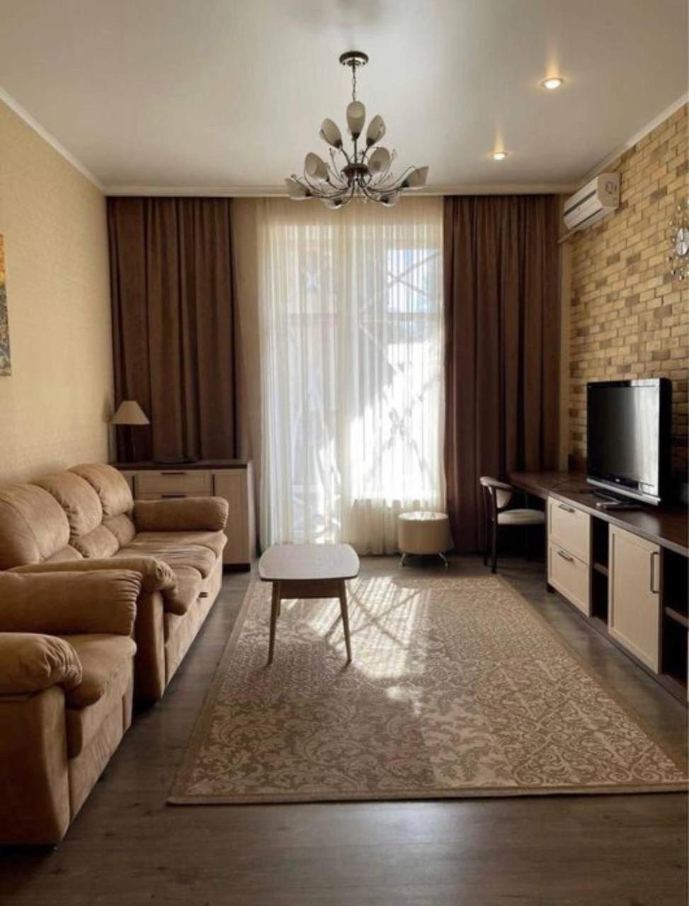Classic Hotel Kharkiv Bagian luar foto