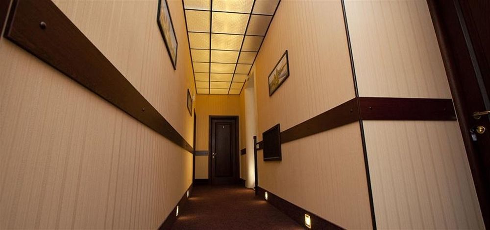 Classic Hotel Kharkiv Bagian luar foto